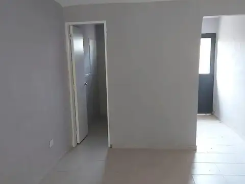 Depto Tipo Casa en Alquiler de 2 ambientes