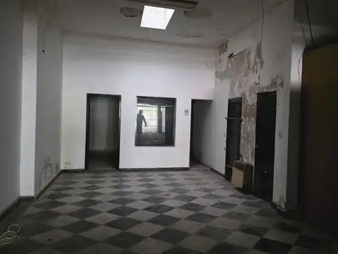 Local en Alquiler 40 años