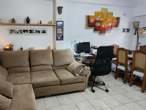 Depto Tipo Casa en Venta con 1 cocheras