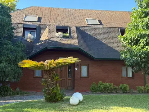 Casa en venta, lote al golf-Country El Ombú Ezeiza