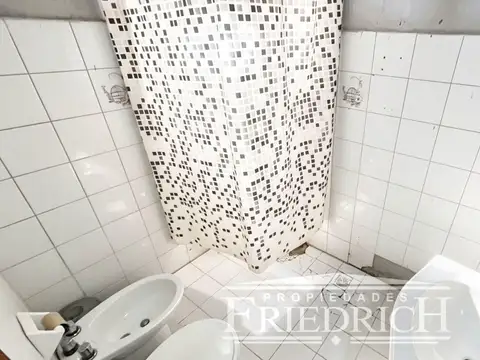 CASA EN VENTA - GENERAL RODRIGUEZ