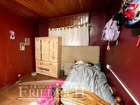 Casa 3 ambientes con 1 baño
