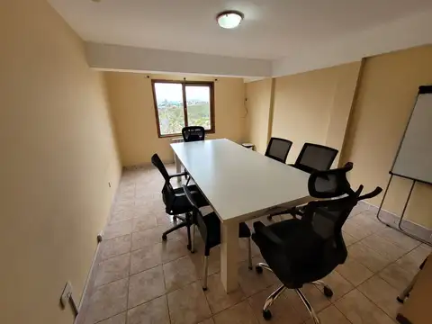 OPORTUNIDAD: EDIFICIO IDEAL PARA HOTEL U OFICINAS