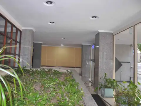 Departamento 8 ambientes con 3 baños