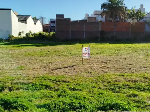 Lote En Venta A Metros De Lebensohn - Zona Paracao