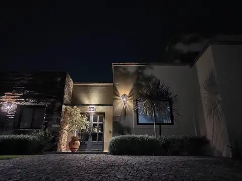 Casa en Venta en Santa Clara, USD 359.000