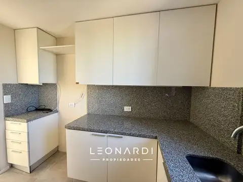 Departamento en Alquiler con 1 cocheras