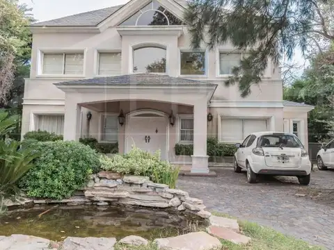 Casa en Alquiler en Saint Thomas, Countries y Barrios Cerrados en Esteban Echeverria