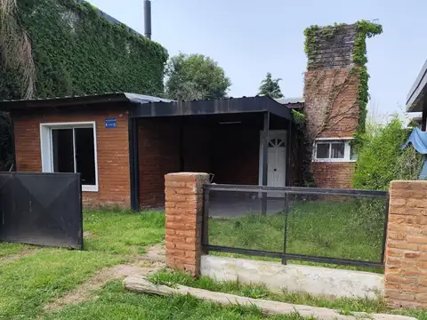 VENTA - CASA DE 3 DORMITORIOS CON COCHERA - CLUB LOGARITMO, IBARLUCEA