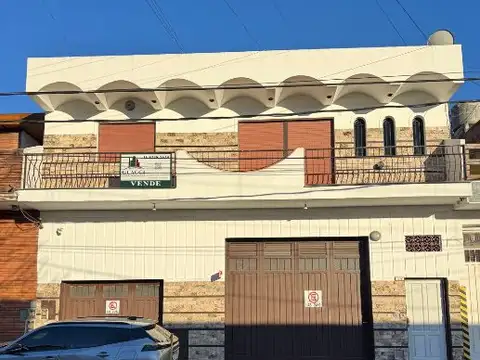 Departamento tipo casa en planta alta