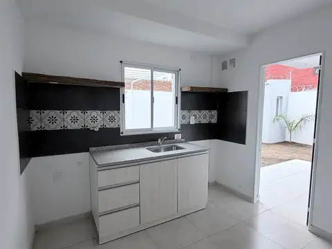 Casa en Venta en Los Hornos, USD 109.000