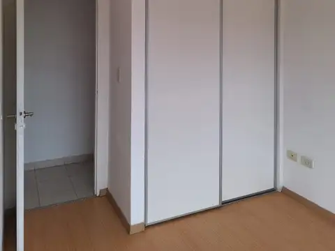 ALQUILER 3 AMBIENTES CON COCHERA Y TERRAZA