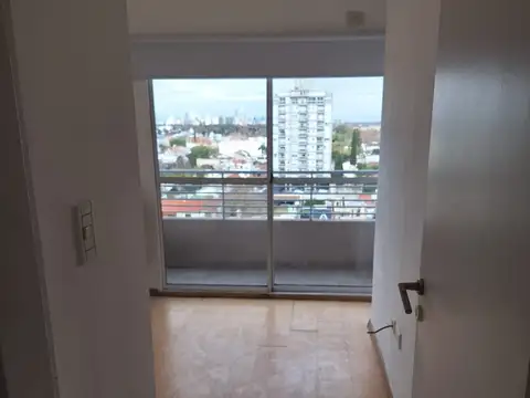 ALQUILER 3 AMBIENTES CON COCHERA Y TERRAZA