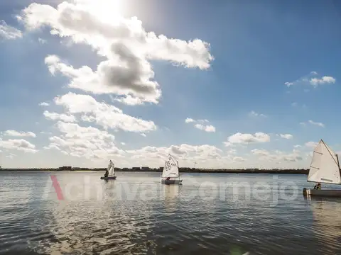 Terreno en Venta de 1093,0 m2