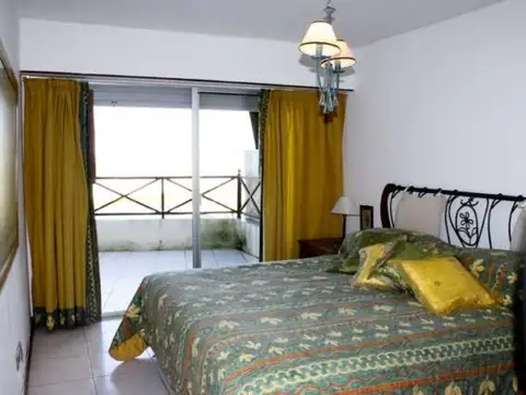 Departamento en Venta en Manantiales, USD 788.000