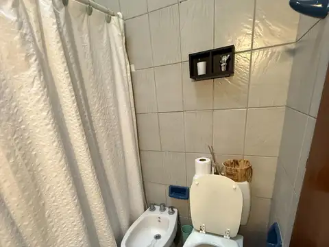 3 ambientes. Cochera. Venta. San Antonio de Padua