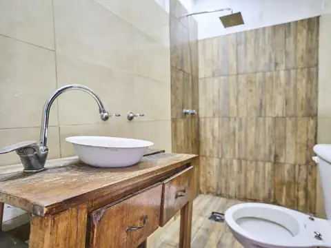 Venta Casa 3 ambientes con patio y terraza  en Flores