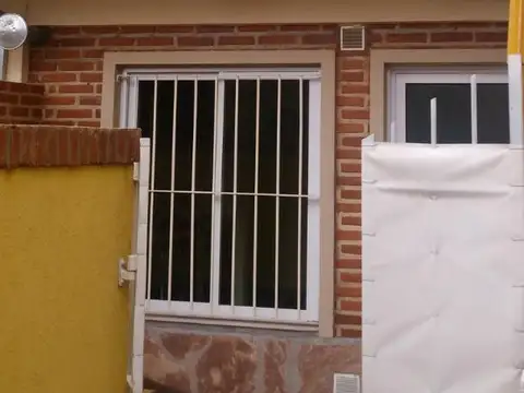DEPARTAMENTO TIPO PH DE 2 AMBIENTES CON PATIO SIN EXPENSAS
