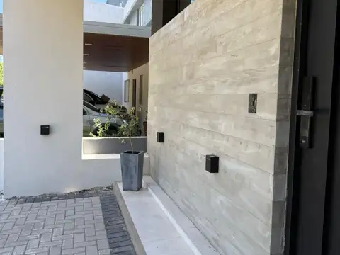 Casa en Venta en Chacra del Norte, USD 255.000