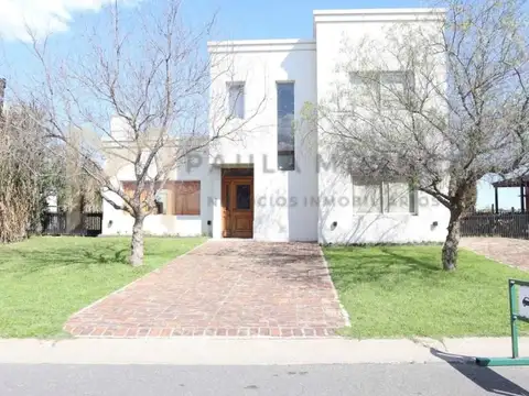 Casa  en Alquiler en San Gabriel, Villanueva, Tigre