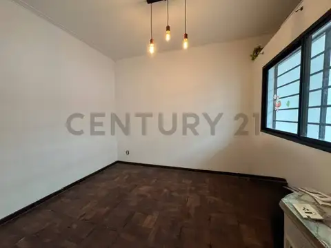 Calle 3 entre 33 y 34 , Piso 0