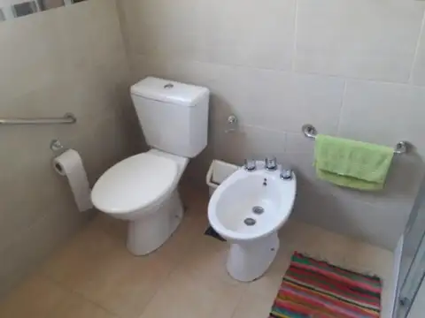 Chalet 2 dormitorios | Zona Morón | Reciclado a nuevo