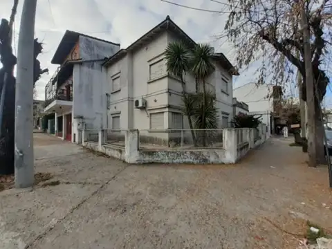 AZCUENAGA 542 , Piso 0