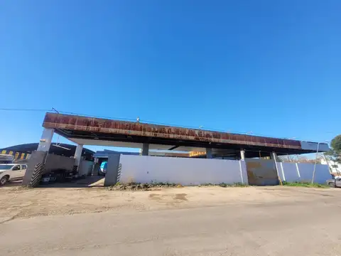 Galpón y Oficinas