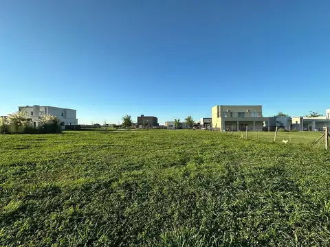 Terreno en Venta de 828,0 m2