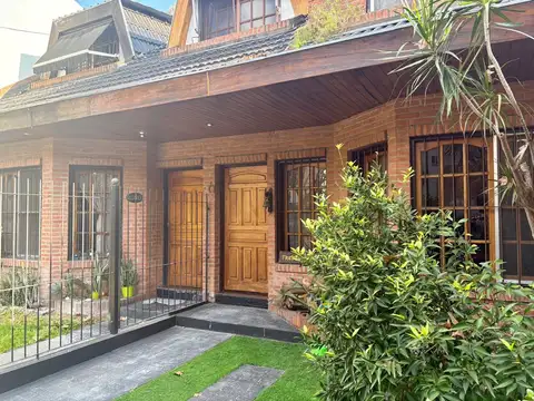 Casa en Venta en Ciudad Jardin del Palomar, USD 210.000