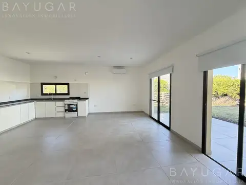 Casa en Venta al Este