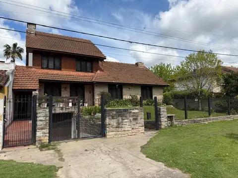 Casa en Venta en City Bell, USD 400.000