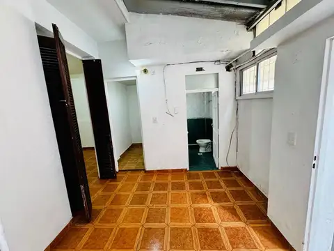 Depto Tipo Casa en Venta en Mataderos, USD 58.000