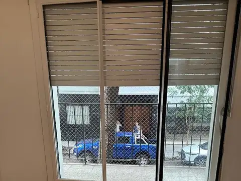 ALQUILER DEPTO MUY BIEN UBIC.DE 4 AMB MAS DEP O ESCRITORIO