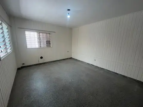 Depto Tipo Casa en Alquiler de 3 ambientes