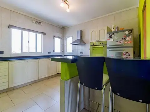 Departamento de 3 habitaciones en Arroyito