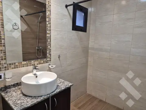 Departamento en Alquiler con 1 cocheras
