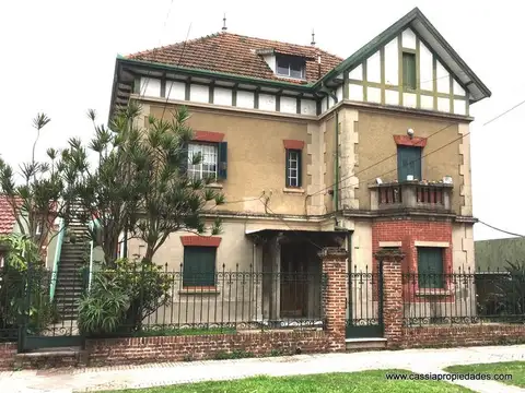 Depto Tipo Casa en Alquiler de 3 ambientes