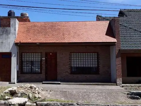 Calle 1 (Saavedra) al 3400