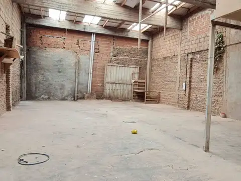 Galpon en Alquiler 50  mts Fondo