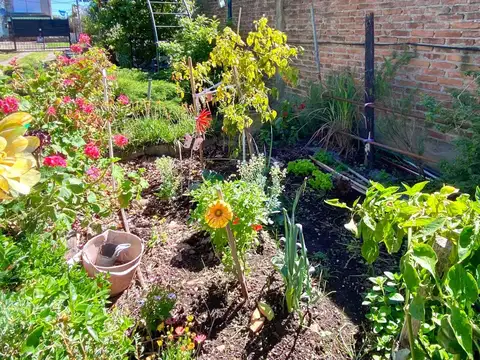 Casa en Venta con 1 cochera