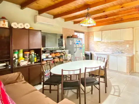 Venta Casa Lote Propio Jardín y Pileta Grand Bourg