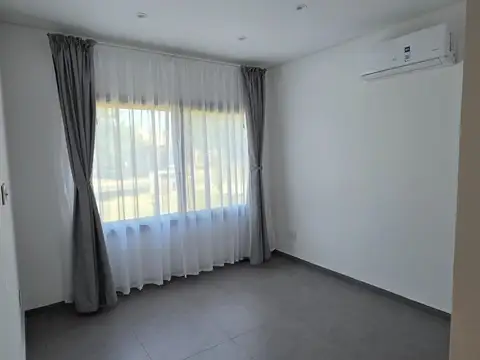 Casa en Venta en Haras Santa Maria - El Molino, USD 300.000