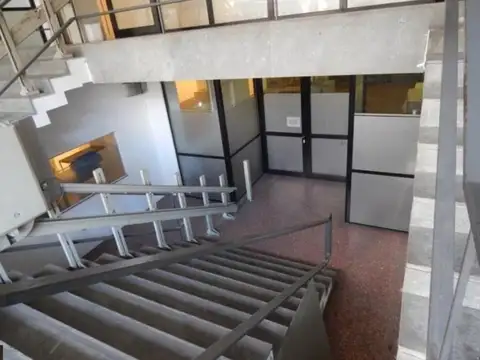 EDIFICIO EN VENTA LA PLATA , 7 PISOS