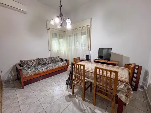 Depto Tipo Casa en Alquiler de 2 ambientes