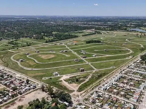 Lote en venta en barrio Villa Plaza, Bella Vista
