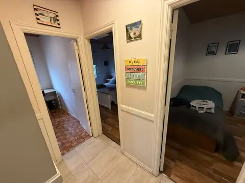 Casa 4 ambientes con PISCINA y QUINCHO en VENTA