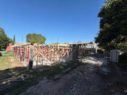 Departamento en Venta con 2 cocheras