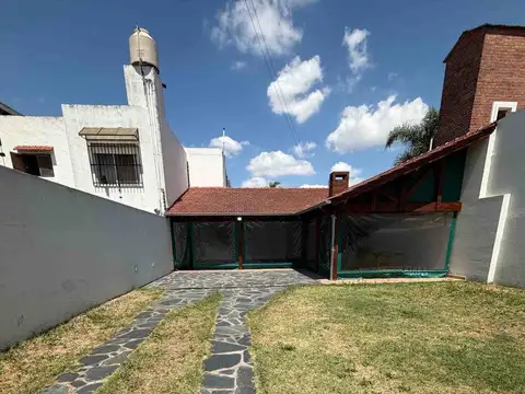 VENTA DE LOTE CON QUINCHO Y PARRILLA