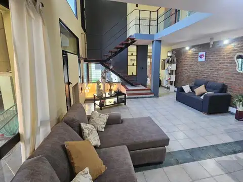 CASA EN VENTA DE 3 DORMITORIOS EN PEREZ - APTO CREDITO